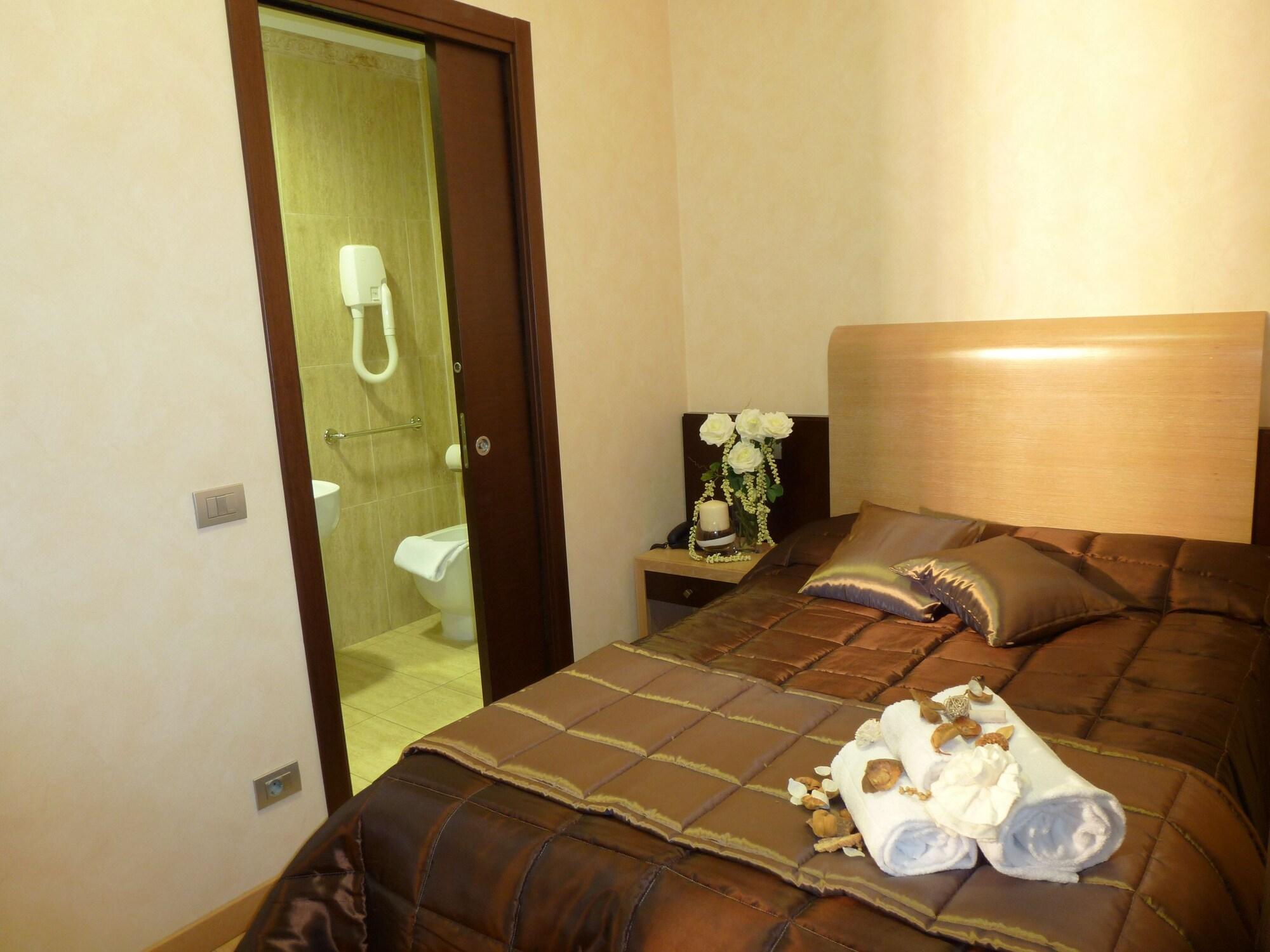 Eh Rome Airport Euro House Hotels Fiumicino Dış mekan fotoğraf