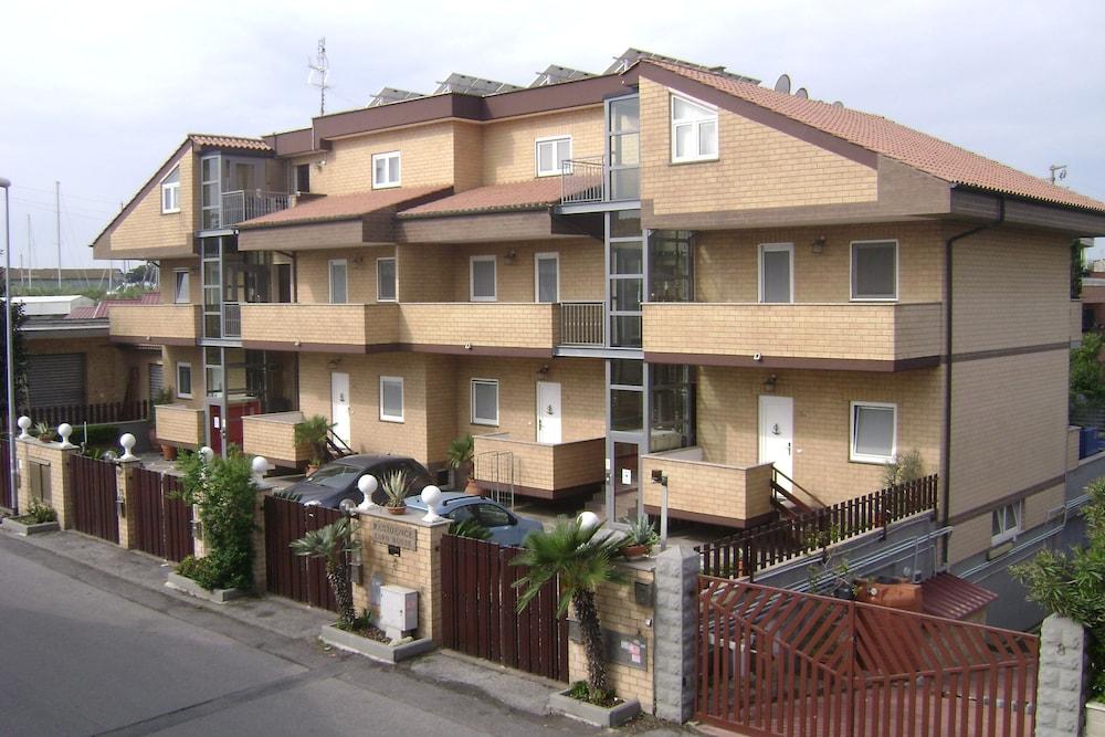 Eh Rome Airport Euro House Hotels Fiumicino Dış mekan fotoğraf