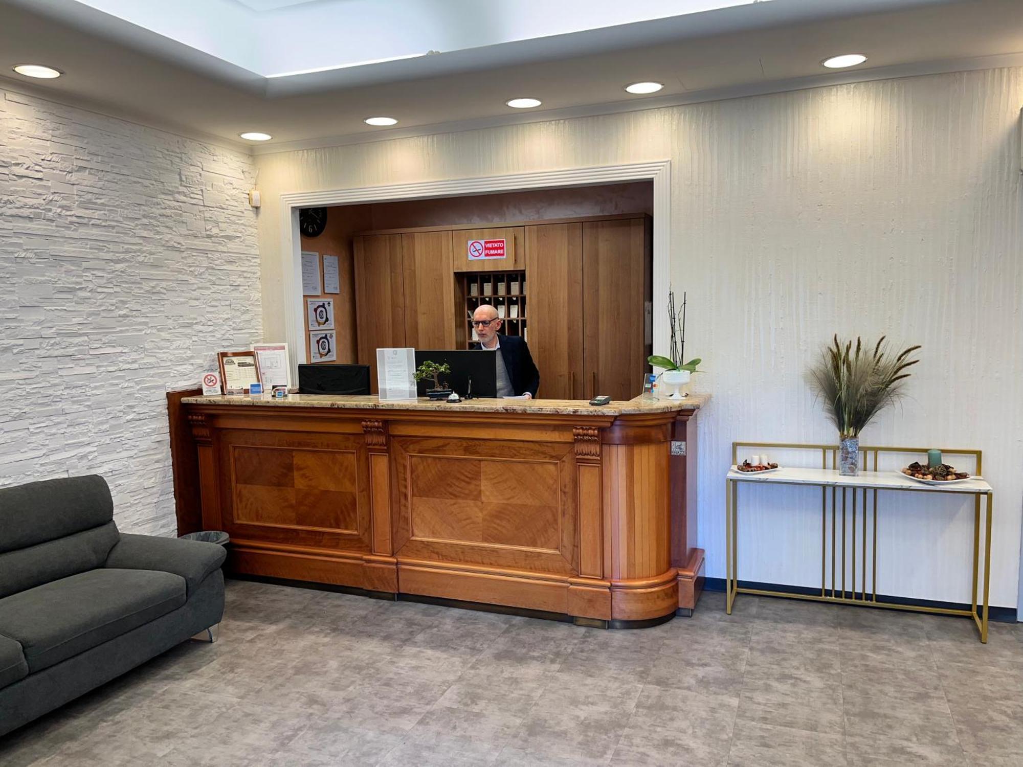 Eh Rome Airport Euro House Hotels Fiumicino Dış mekan fotoğraf