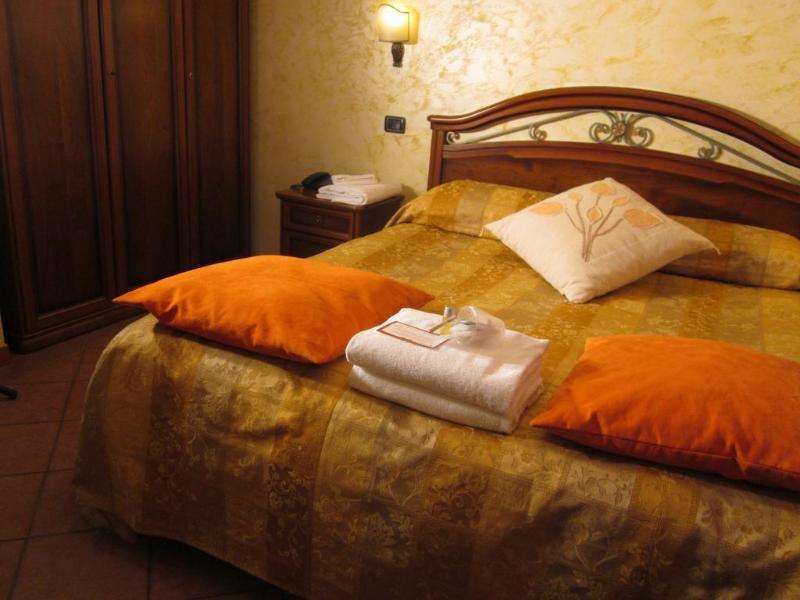 Eh Rome Airport Euro House Hotels Fiumicino Dış mekan fotoğraf