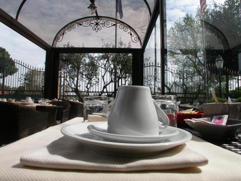 Eh Rome Airport Euro House Hotels Fiumicino Dış mekan fotoğraf