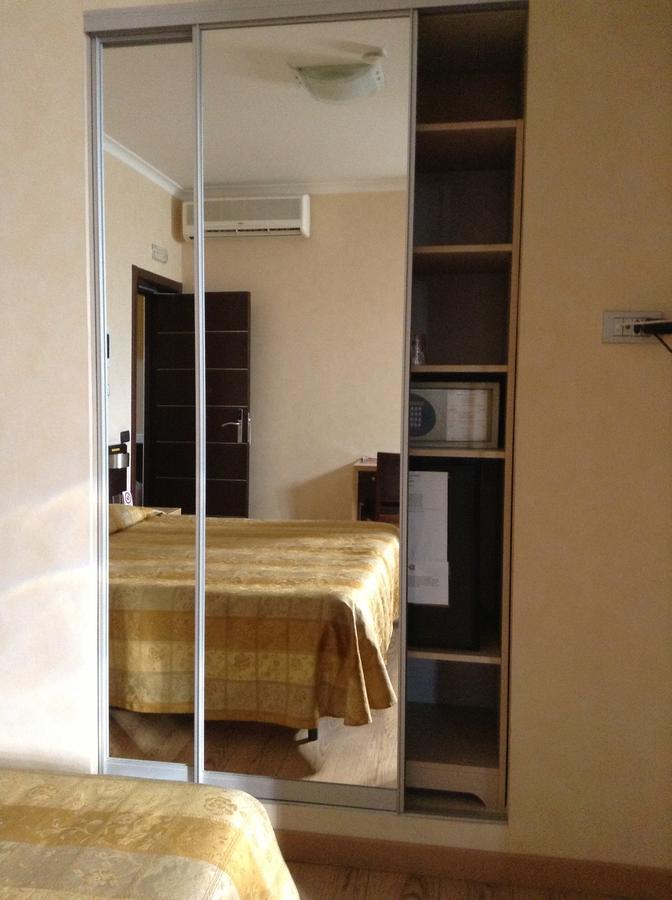 Eh Rome Airport Euro House Hotels Fiumicino Dış mekan fotoğraf